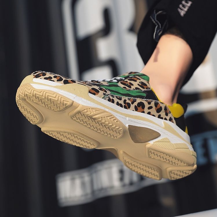 Sneakers För Män I Leopardmönstret Lågskurna Övre Snörning