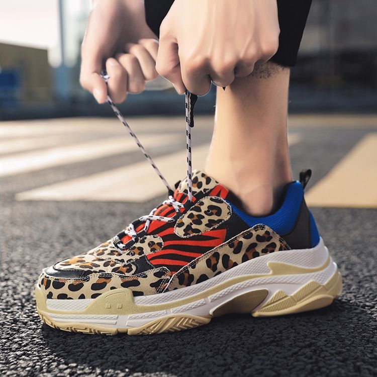 Sneakers För Män I Leopardmönstret Lågskurna Övre Snörning