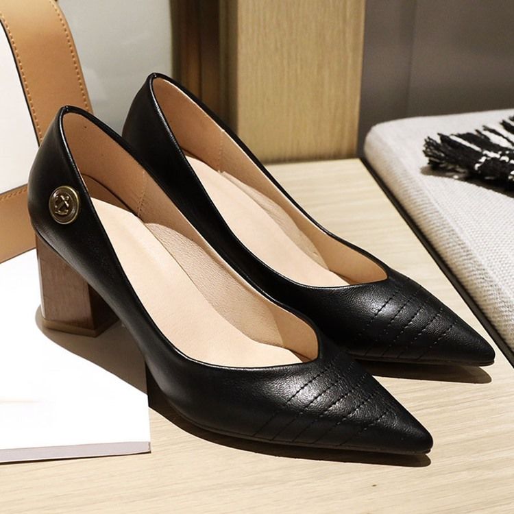 Tråd Chunky Heel Pointed Toe Pumps