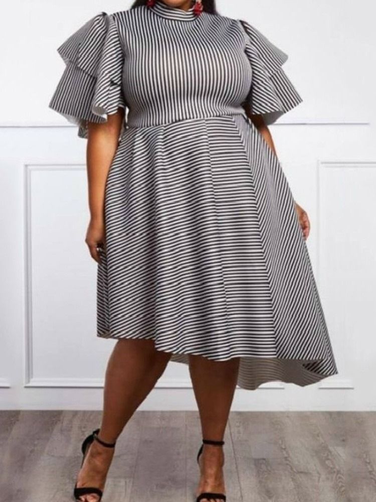 Plus Size Asymmetric Ruffles Randig Volanger Klänning