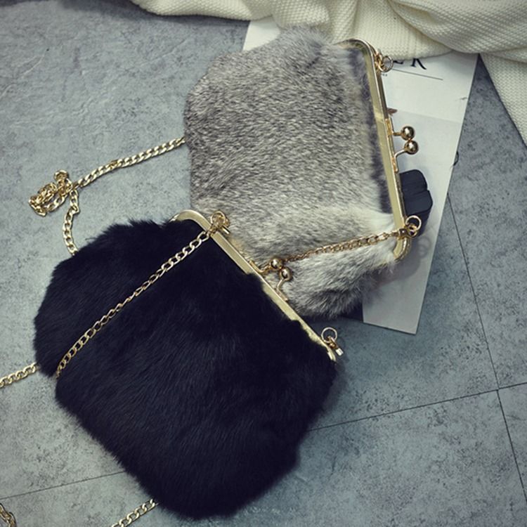 Fux Fur Plain Chain Rektangel Crossbody-Väskor