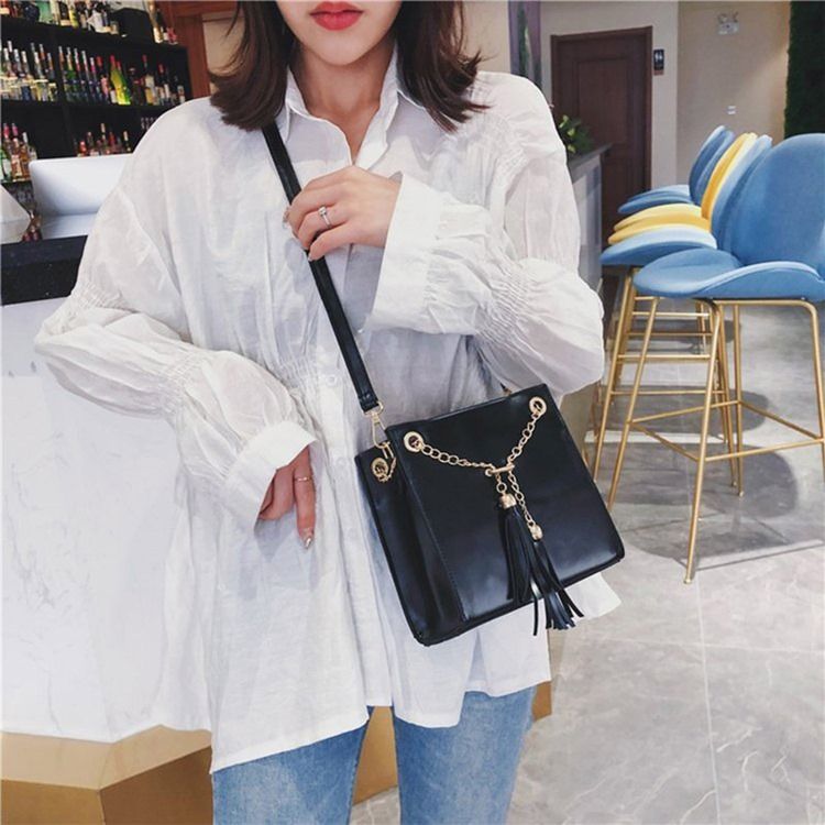 Pu Tofs Plain Square Crossbody Bag