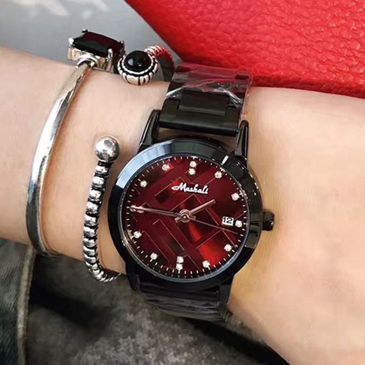 Grid Round Quartz Watch